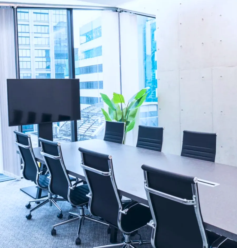 株式会社SC Capital Partnersのオフィスでの様子。プロフェッショナルな職場環境を表現。